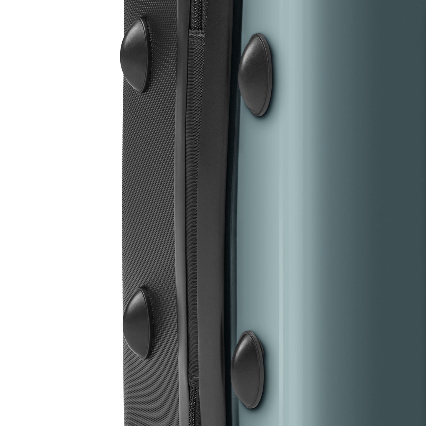“Magellan” Hard-Shell Suitcase